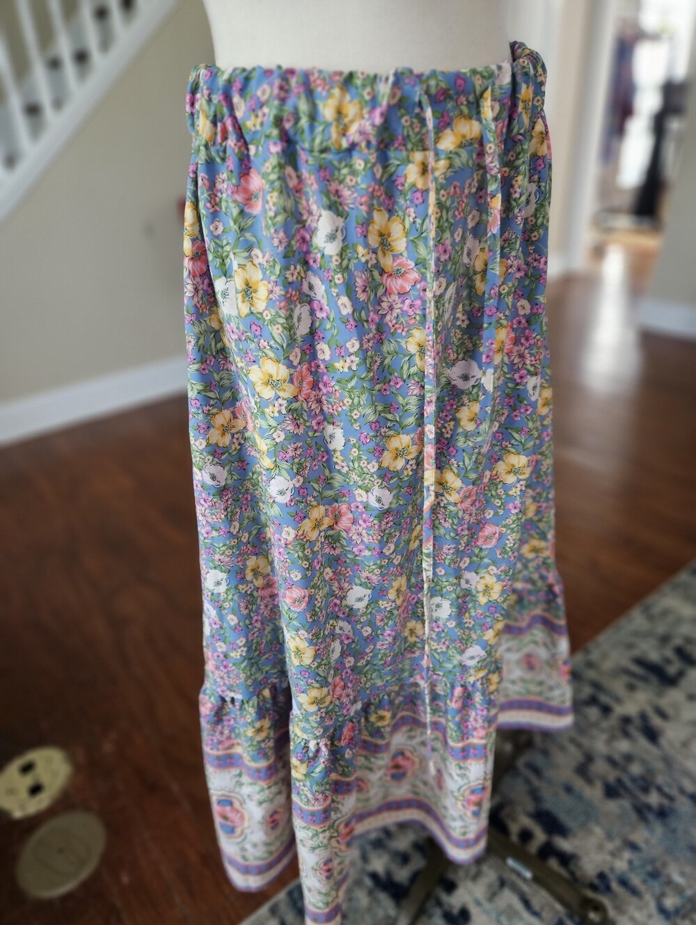 Shein Floral Stretchy Maxi Skirt Large - Picture 2 of 4